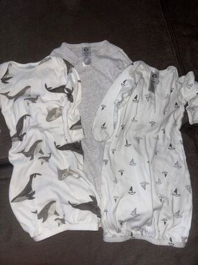 Gerber White Gray Whale and Sailboat Sleep Gowns